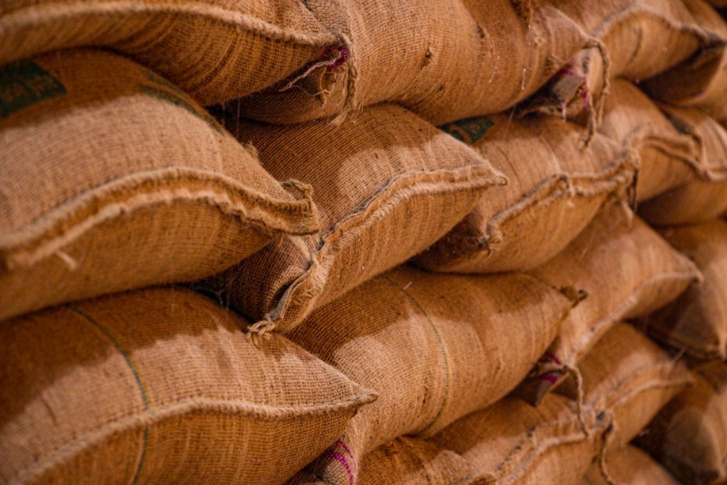Bulk Dried Butterfly Pea Flower & MOQ Guide